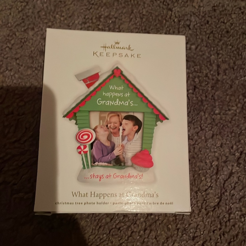 Hallmark ornament, new with tags